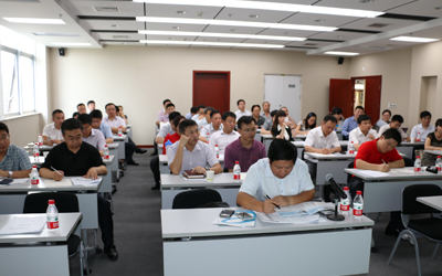 聚焦戰(zhàn)略、創(chuàng)新發(fā)展---泰豪智能節(jié)能本部中期經(jīng)營(yíng)工作會(huì)召開